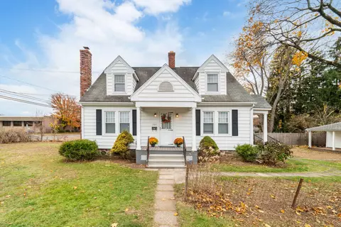 264 Lake Ave, Bristol, CT 06010