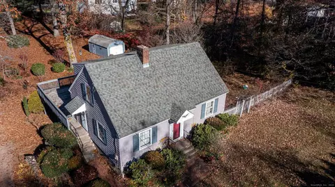 225 Highland St, Manchester, CT 06040