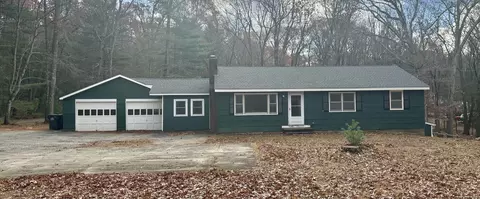 39 Navratil Rd, Willington, CT 06279