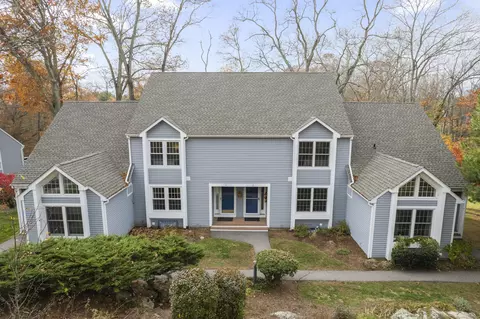 3 Whitehall Pond #3, Mystic, CT 06355