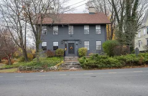 2 Chestnut St, Bethel, CT 06801