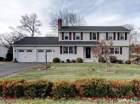 172 Eddy Ln, Newington, CT 06111