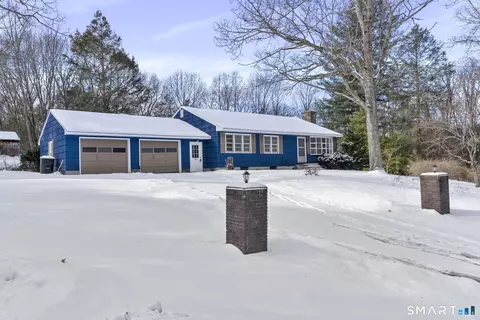 37 E Cotton Hill Rd, New Hartford, CT 06057