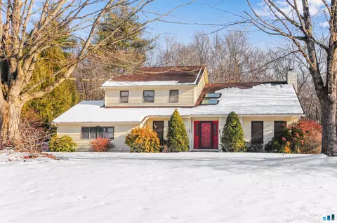 50 Habitat Ln, Bloomfield, CT 06002