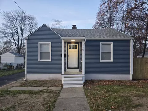 110 Coolidge St, Hartford, CT 06106