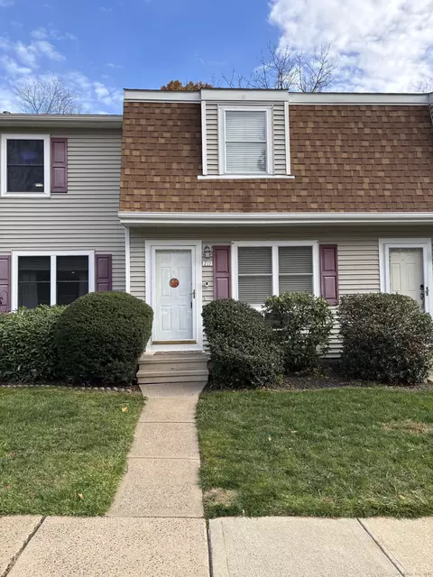 219 Brentwood Dr #219, Wallingford, CT 06492
