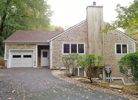 16 Cardinal Dr #16, Farmington, CT 06032
