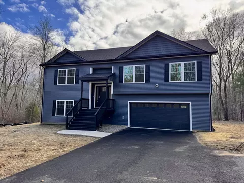 67 Paradise Dr, Brooklyn, CT 06234