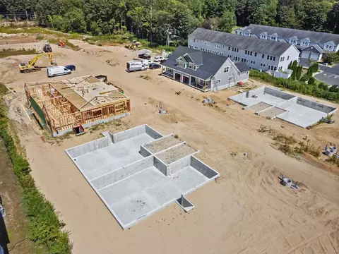 View/Area - 151 153 East Main St #32, Clinton, CT 06413 photo 11 of 12