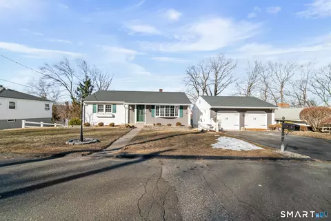 37 Albion St, Naugatuck, CT 06770