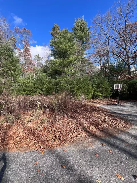 108 Aldrich Rd, Putnam, CT 06260