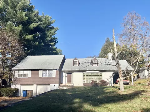 34 Davis Ave, Vernon, CT 06066