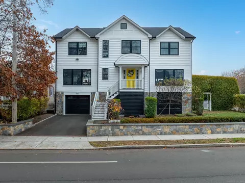 783 Reef Rd, Fairfield, CT 06824