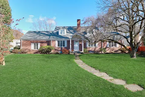 232 Church Hill Rd, Fairfield, CT 06825