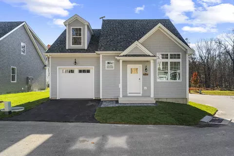 26 Ivy Hill Rd #26, Waterford, CT 06385