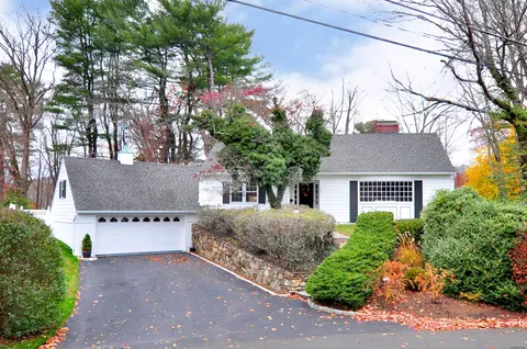 483 Brightwood Ave, Torrington, CT 06790