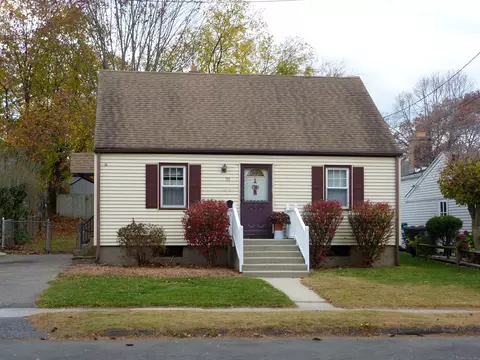 93 S Woodland Dr, Milford, CT 06460