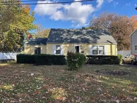14 Scofield Pl, Norwalk, CT 06855