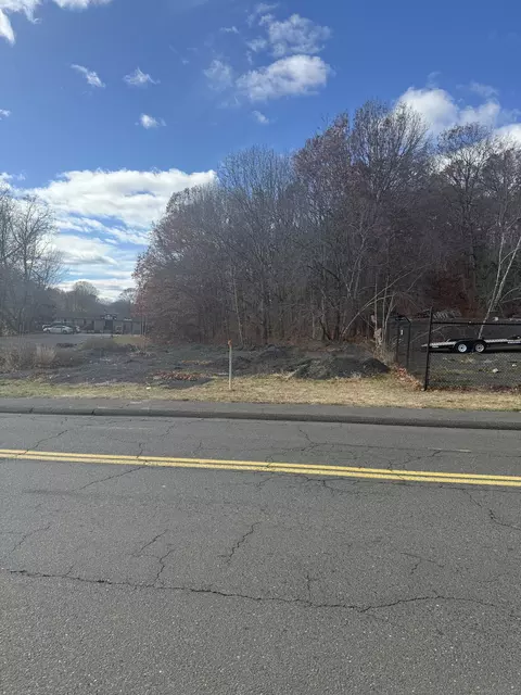 Falls Ave Falls Avenue, Watertown, CT 06795