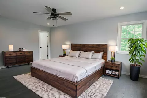 Bedroom - 155 Old Common Rd, Wethersfield, CT 06109 photo 1 of 3