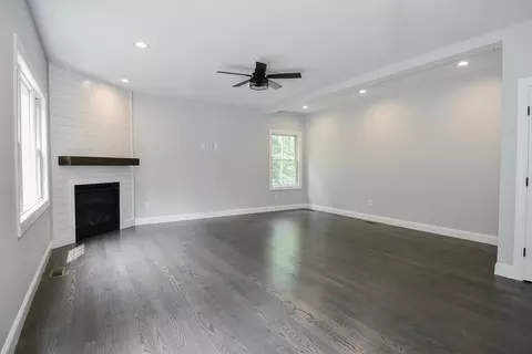 Living - 155 Old Common Rd, Wethersfield, CT 06109 photo 2 of 4