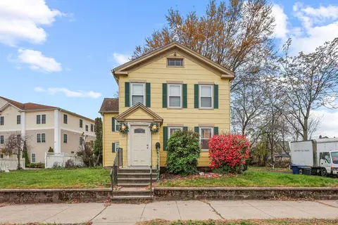 524 First Ave, West Haven, CT 06516