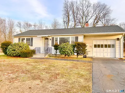 471 Quinnipiac Ave, North Haven, CT 06473