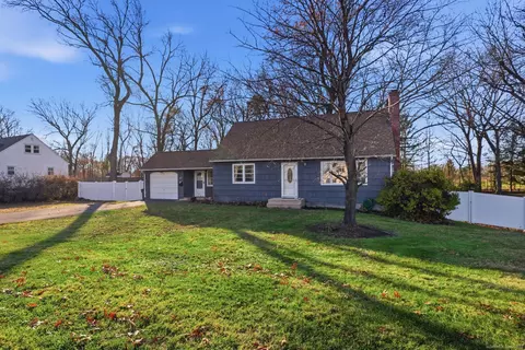 57 Pershing Rd, Windsor Locks, CT 06096