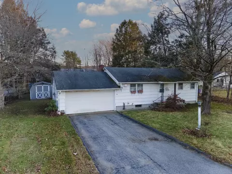 16 James St, Killingly, CT 06239