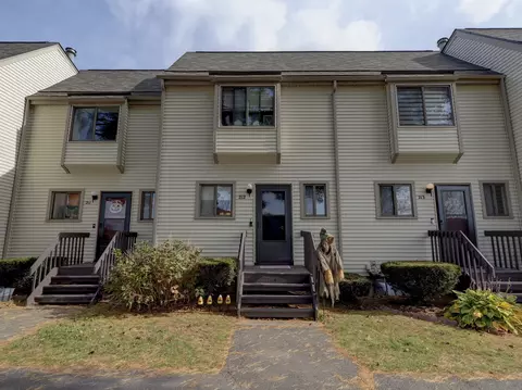 212 Regis Dr #212, Meriden, CT 06450