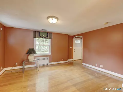 Living - 501 Highland St, Wethersfield, CT 06109 photo 6 of 9