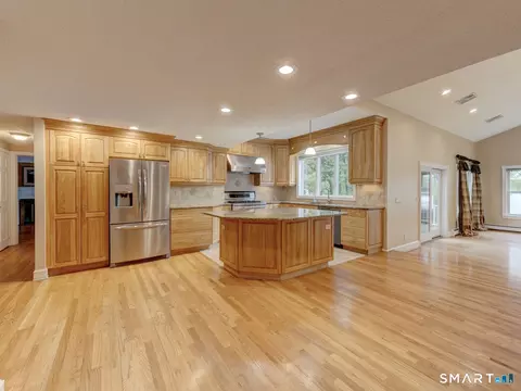 Kitchen - 501 Highland St, Wethersfield, CT 06109 photo 1 of 4