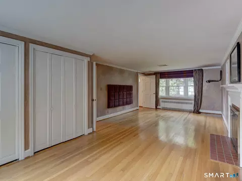 Living - 501 Highland St, Wethersfield, CT 06109 photo 9 of 9
