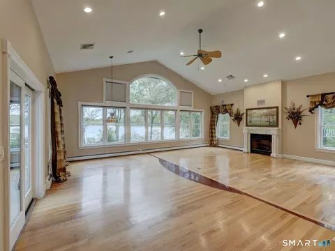 Living - 501 Highland St, Wethersfield, CT 06109 photo 2 of 9