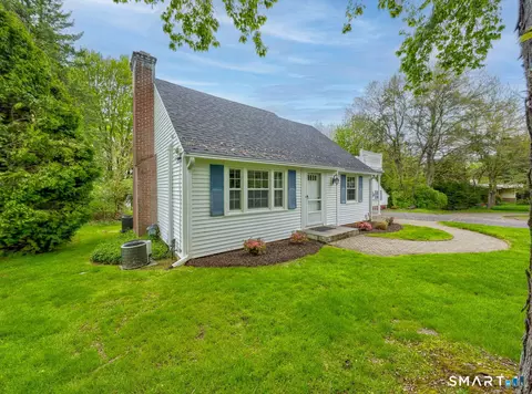Exterior - 501 Highland St, Wethersfield, CT 06109 photo 2 of 6
