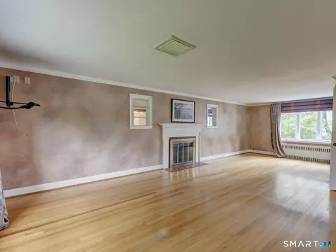 Living - 501 Highland St, Wethersfield, CT 06109 photo 7 of 9
