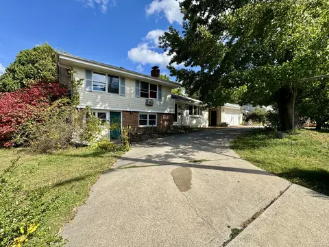 27 Sycamore Rd, Norwich, CT 06360