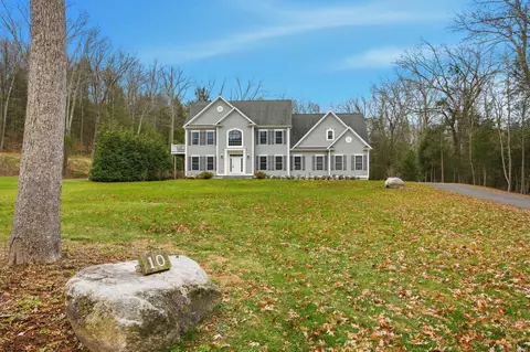 10 Mountain Spring Rd, Canton, CT 06019