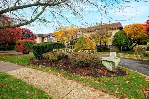 85 Riverside Ave #E8, Stamford, CT 06905