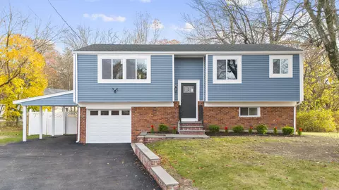 31 Sussex Pl, Stamford, CT 06905