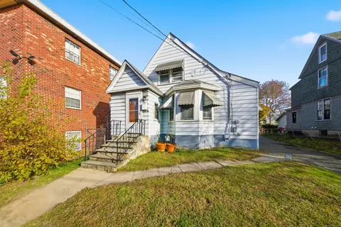 332 Palisade Ave, Bridgeport, CT 06610