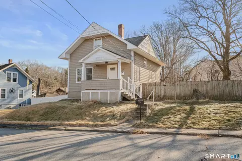 55 Bentley Ave, Norwich, CT 06360