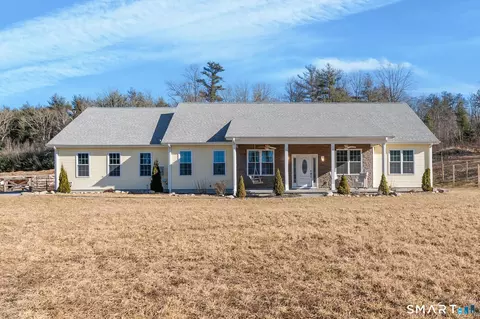 117 New Rd, Thompson, CT 06277
