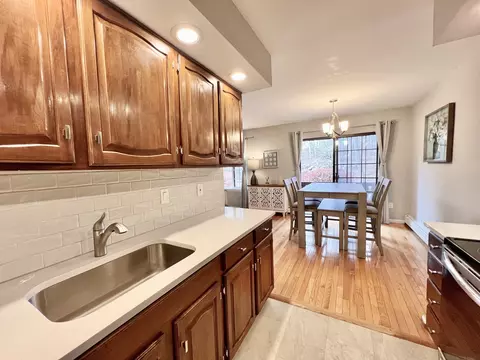 50 Aiken St #382, Norwalk, CT 06851