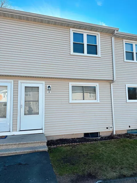 1081 New Haven Rd #4B, Naugatuck, CT 06770