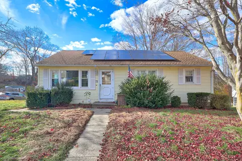 72 Jason Ave, Watertown, CT 06795