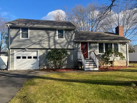 120 Barton Dr, Stratford, CT 06614