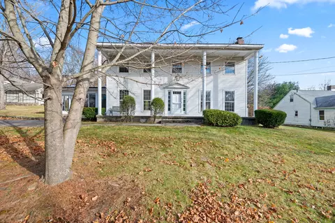 36 Randall Pl, Waterbury, CT 06704