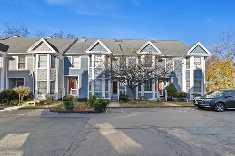 926 Quinnipiac Ave #8, New Haven, CT 06513