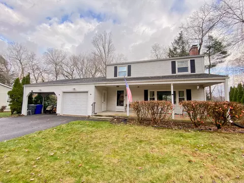 11 Northfield Rd, Enfield, CT 06082